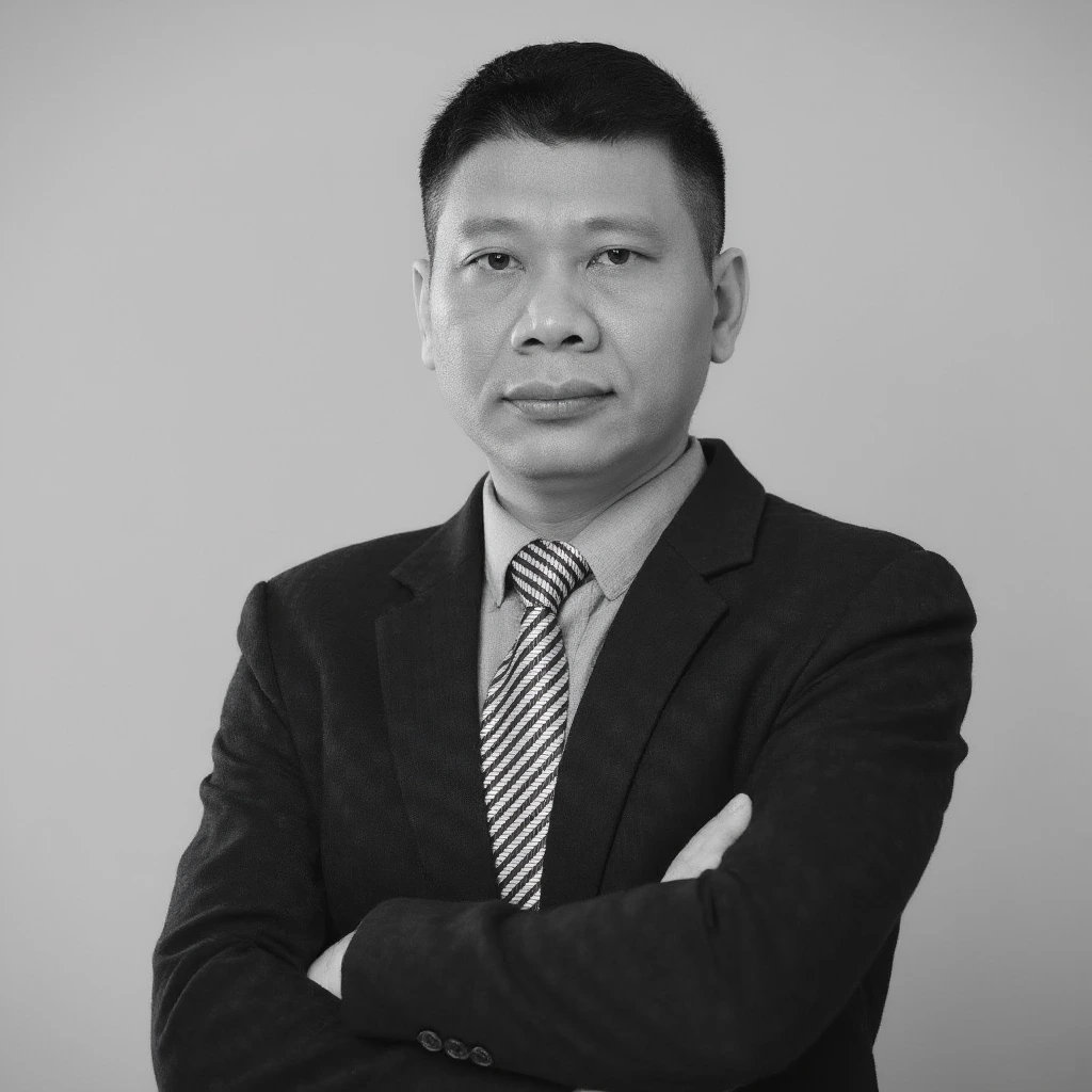 Thầy Tuấn Hà